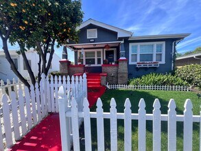 Building Photo - $500 MOVE IN SPECIAL!!! Fully Updated Home in San Leandro Available for Rent!!