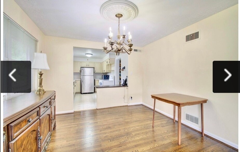 Building Photo - 2401 Carlisle Ave