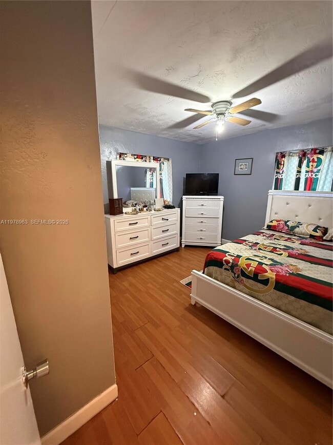 Building Photo - 710 N 66 Terrace