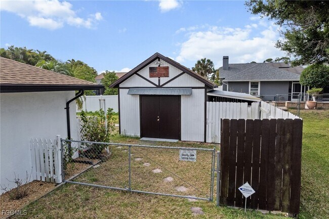 Building Photo - 8487 Jenny Cae Ln