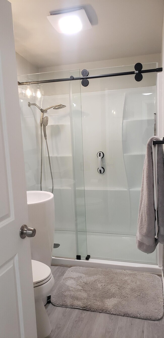 Building Photo - 61636 Capilla Dr