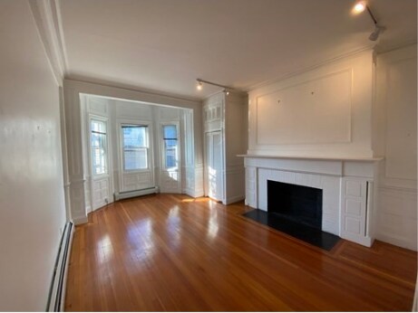 Building Photo - 354 Tappan St