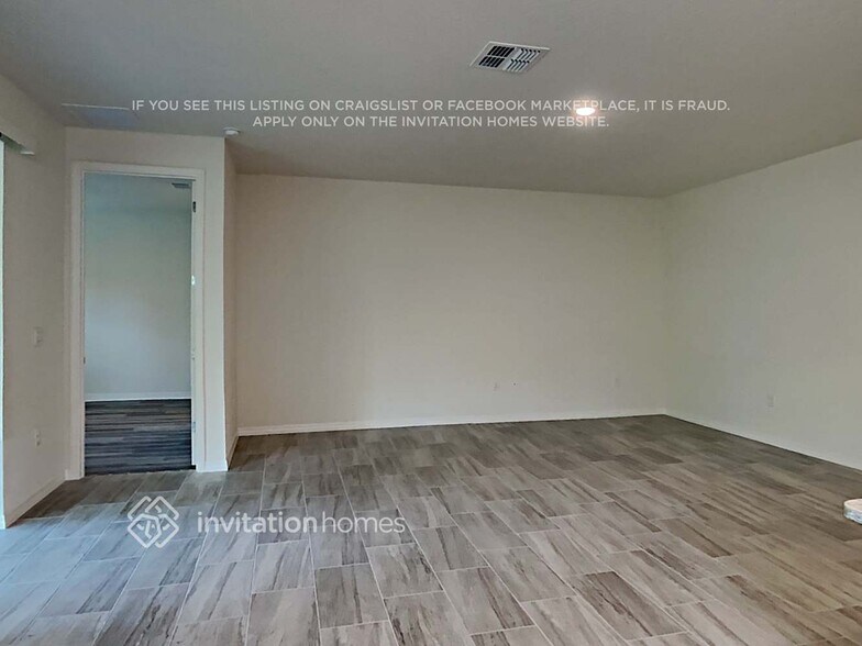 Building Photo - 1523 Lyonsdale Ln