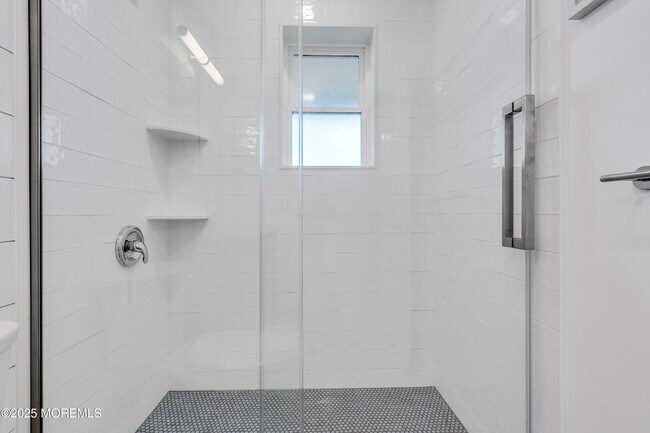 Building Photo - 548 Ocean Blvd
