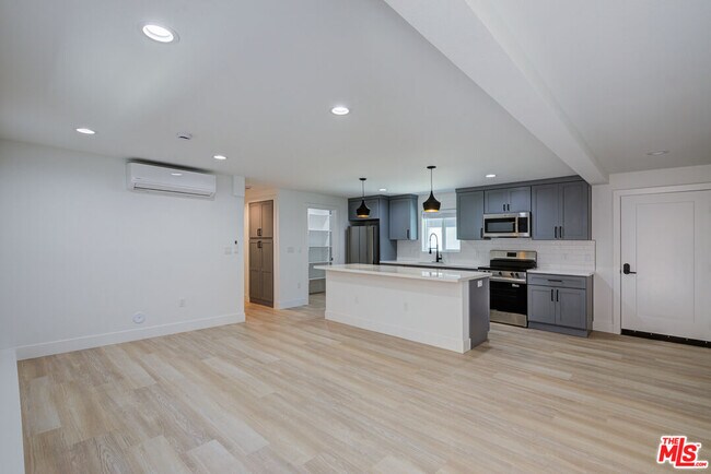 Building Photo - 1303 Beryl St