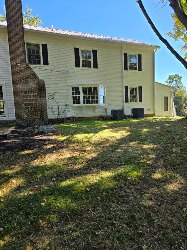 Building Photo - Fall In Love With This Unique Farmhouse!