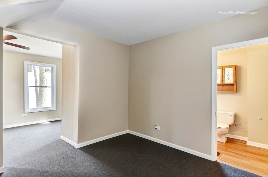 Master Suite - 524 Spring St