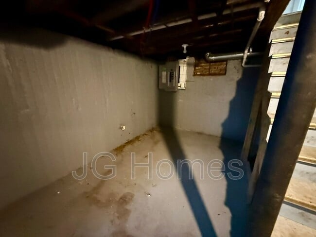 Building Photo - 117 N 45th St