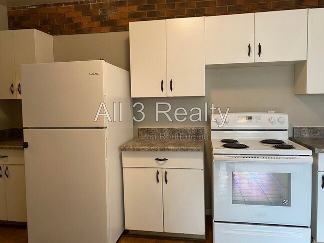 Building Photo - 3719 Bridlewood Dr