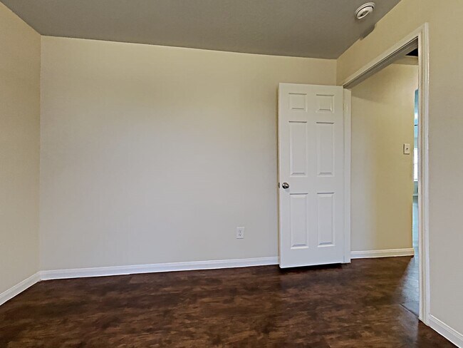 Building Photo - 21407 Palma Grove Way