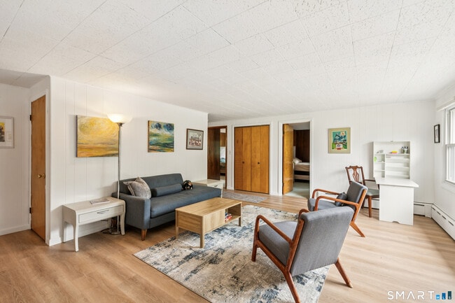 Building Photo - 65 Birge Ave