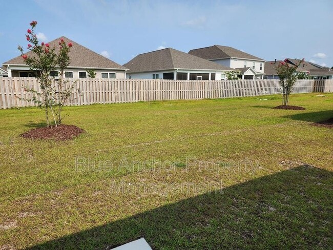 Building Photo - 1015 Course Ln