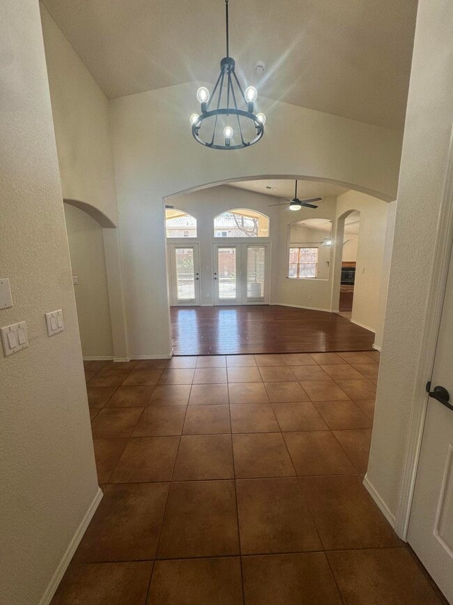 Building Photo - 6012 Sipapu Ave NW