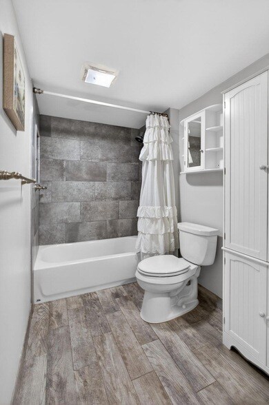 Building Photo - 112 Ocean Cove Dr