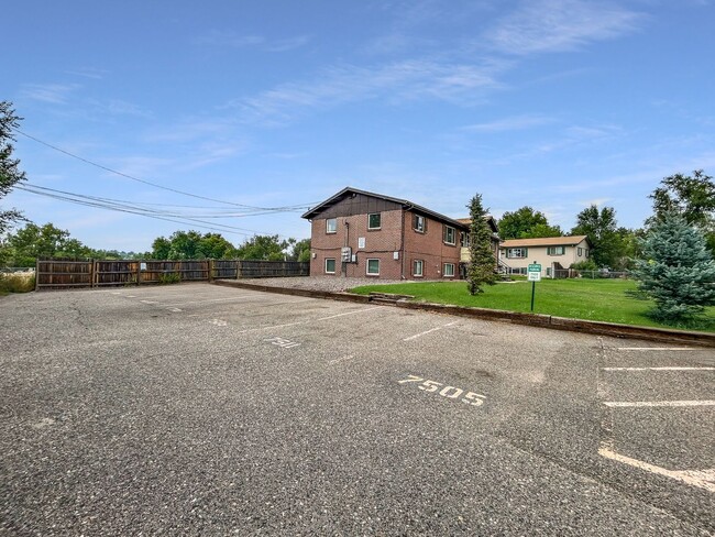 Building Photo - 7505 Stuart St