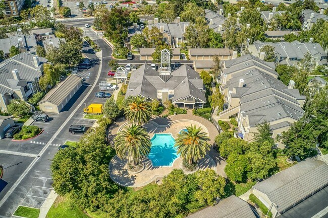 Building Photo - 2-Bedroom/2 bath near Almaden Lake! - $3,400/mo