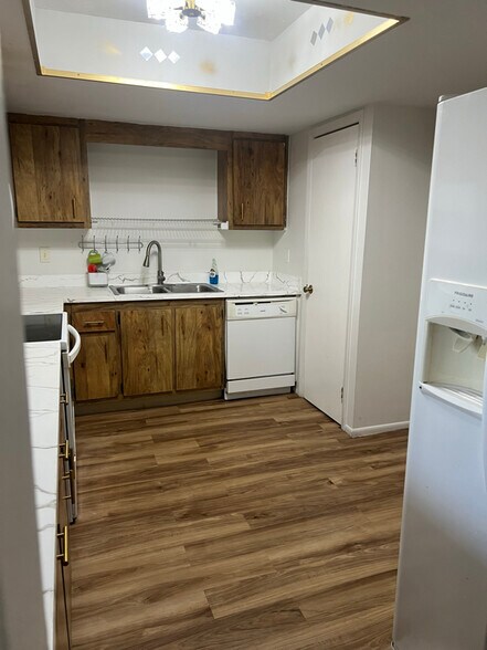 Building Photo - 430 Banana Cay Dr