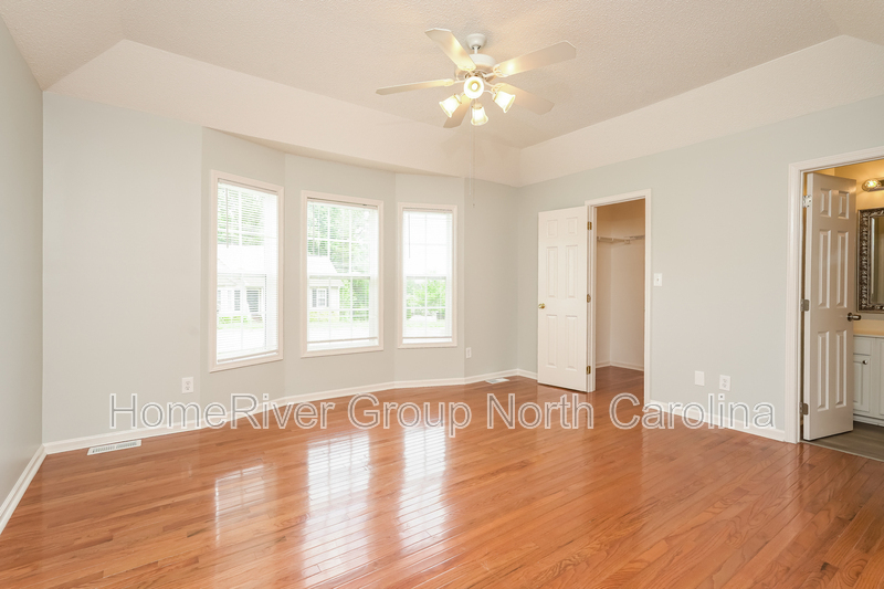 Building Photo - 4735 Beckel Rd