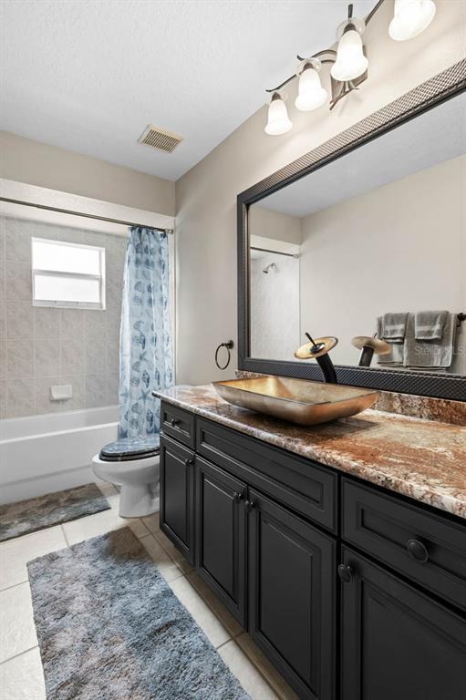 Building Photo - 3731 Gaviota Dr