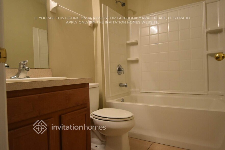 Building Photo - 218 Thornloe Dr