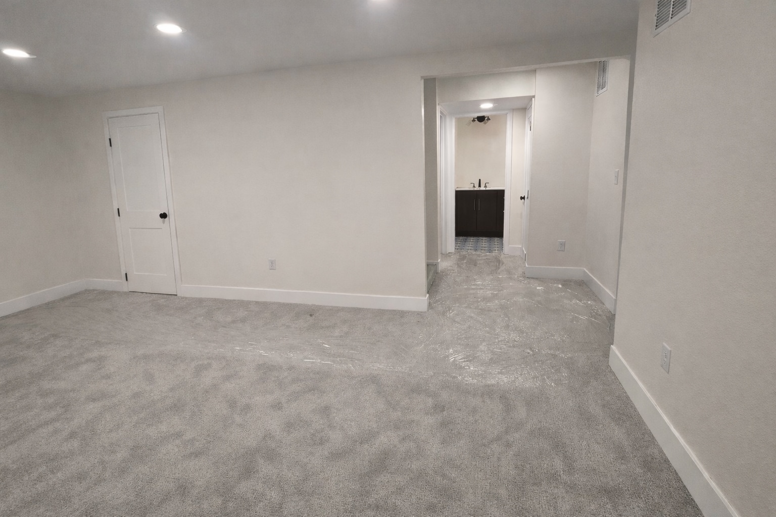 Building Photo - 2934 S Zurich Ct