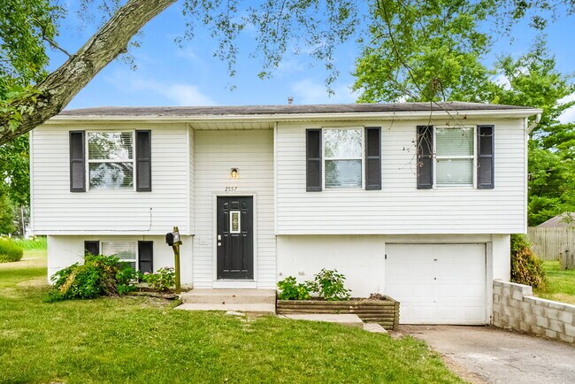 Primary Photo - 2557 Brunswick Dr