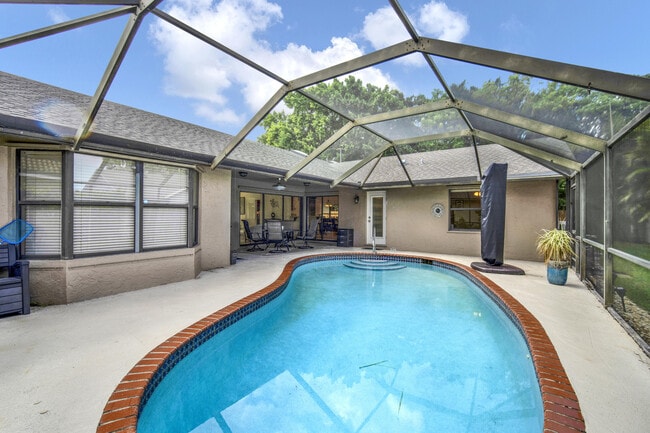 Building Photo - 1835 Staimford Cir
