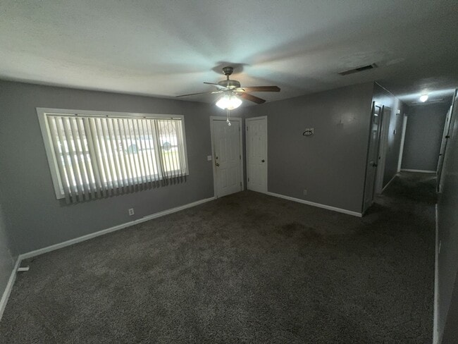 Building Photo - 4720 Wellborn Dr