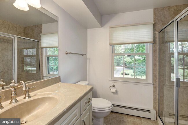 Building Photo - 929 Woburn Ct