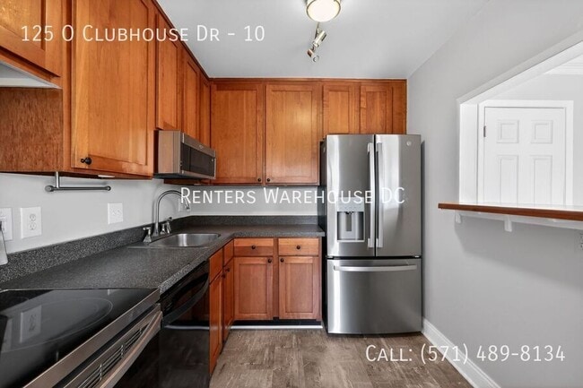 Building Photo - 125 O Clubhouse Dr SW