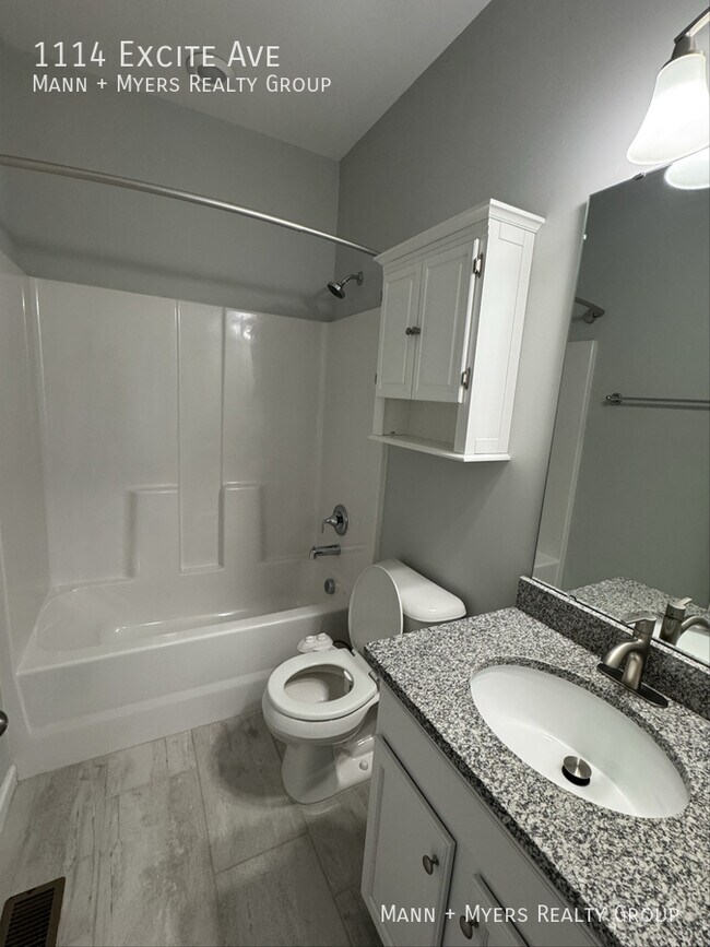 Building Photo - 1114 Excite Ave