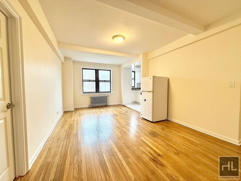 Building Photo - AMSTERDAM AVENUE