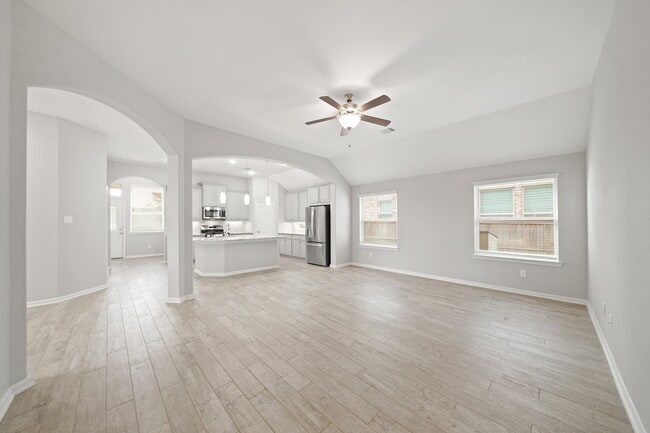 Building Photo - 10098 Black Maple Dr