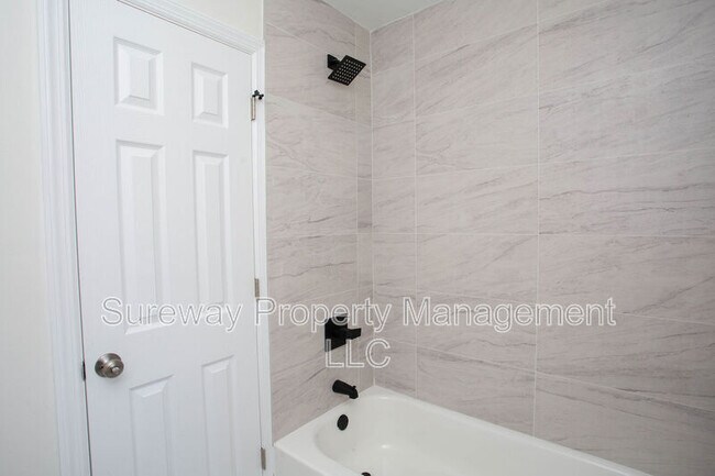 Building Photo - 73 Somerset Dr