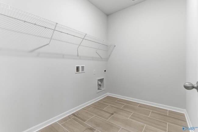 Building Photo - 6576 Jacaranda Dr NW