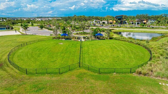 Building Photo - 8440 Skye Rnch Blvd