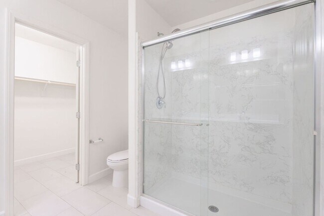 Building Photo - 5474 Enchanted Rose St