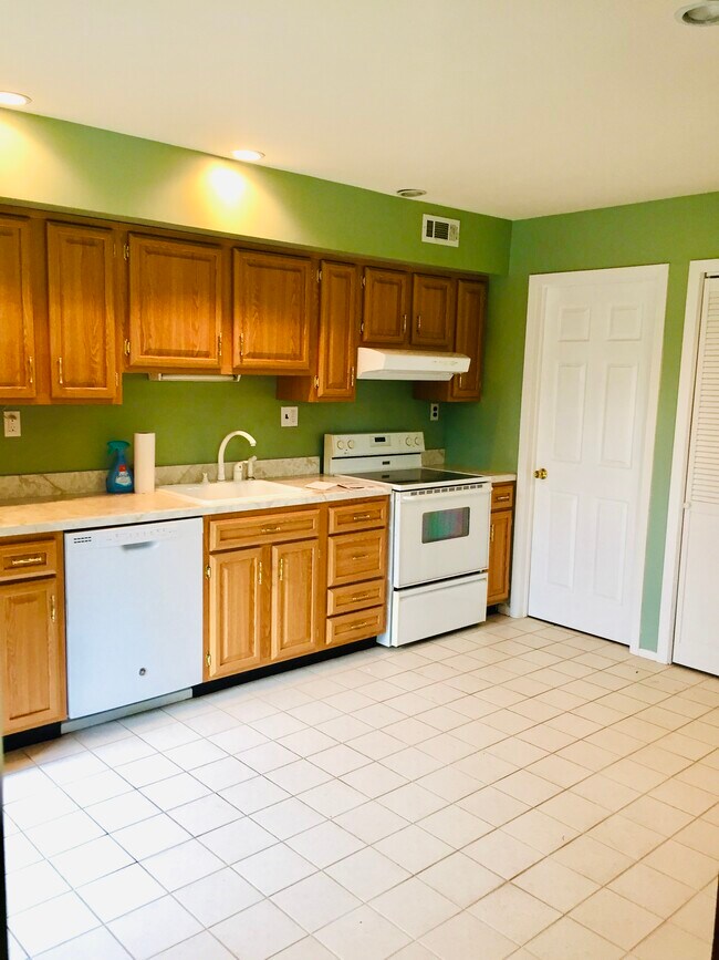 Building Photo - 508 Auten Rd