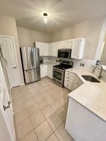 Building Photo - 1716 Lake Shore Crest Dr