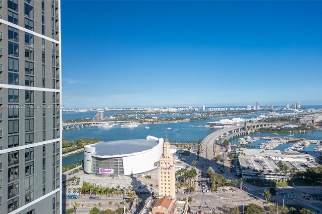 Building Photo - 159 NE 6th St