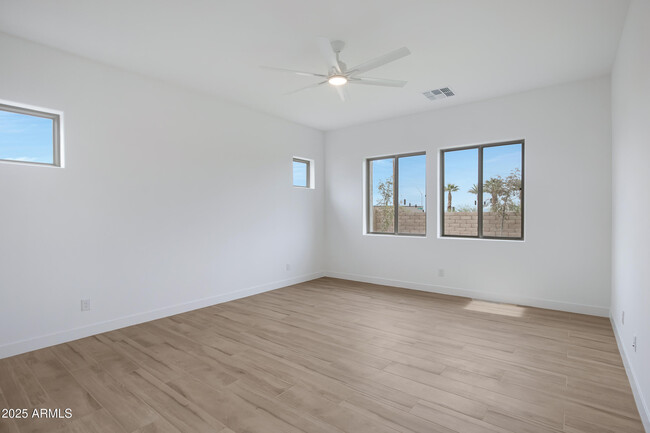 Building Photo - 3624 N 59th St