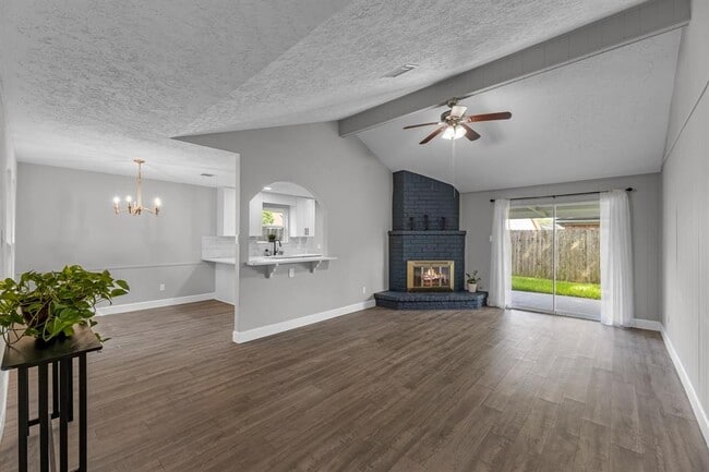 Building Photo - 13607 Salisbury Dr