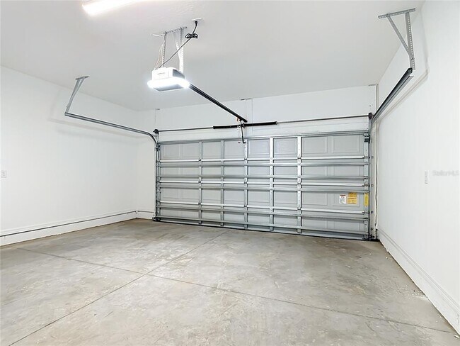 Building Photo - 11414 Nona Sound St