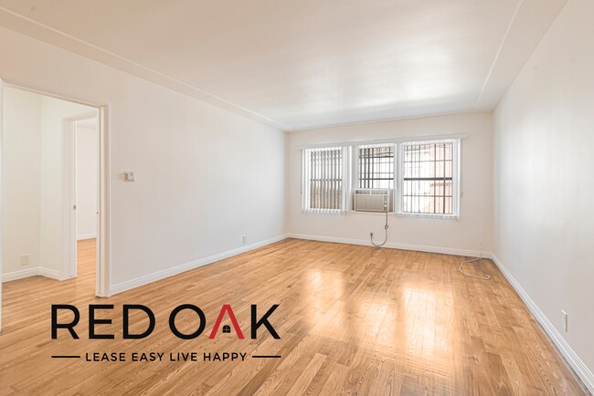 Primary Photo - Bright and Spacious Two Bedroom with Stunn...