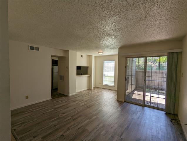 Building Photo - 12480 Abrams Rd