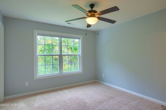 Building Photo - 142 Beacon Woods Dr