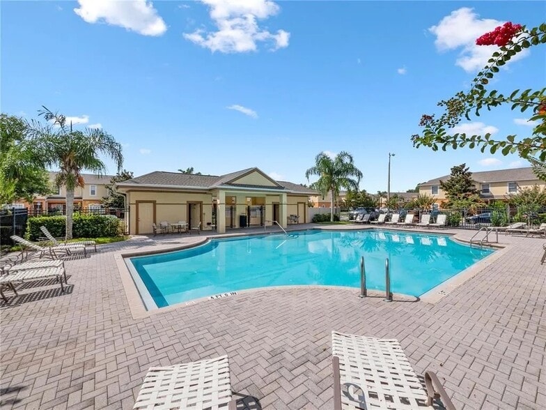 Building Photo - 4213 Winding Vine Dr