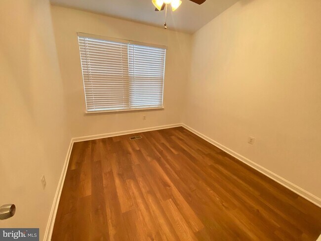 Building Photo - 14817 Winding Loop