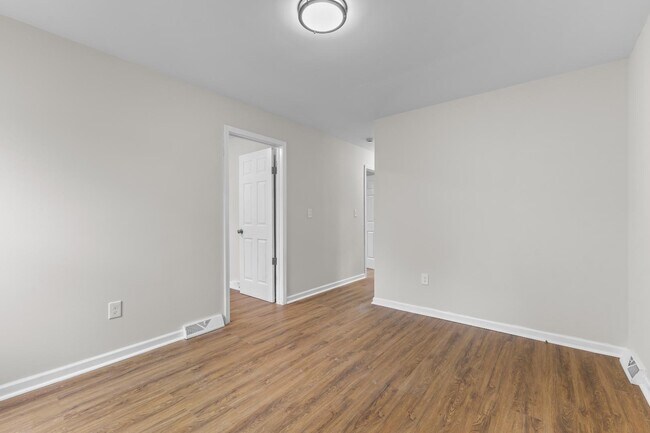 Building Photo - 19973 Lumpkin St