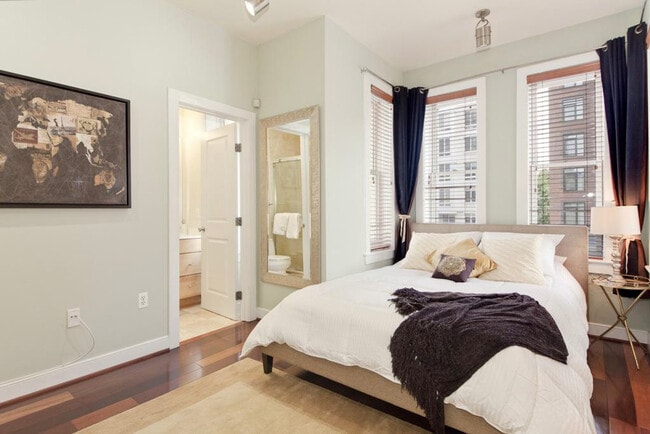 Building Photo - 1220 13th St NW